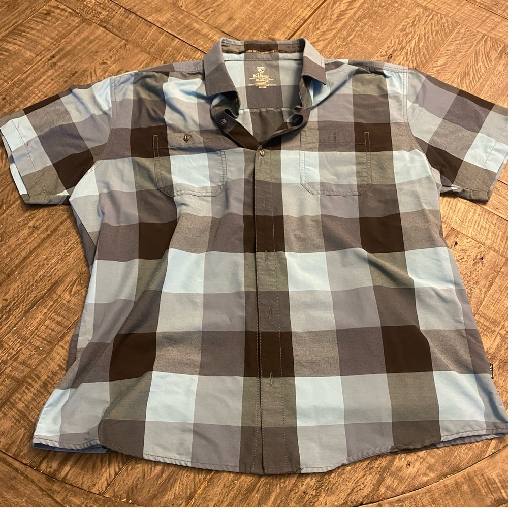 Kuhl Men's Size XL‎ Blue Plaid Polyester Short Sleeve Button Shirt